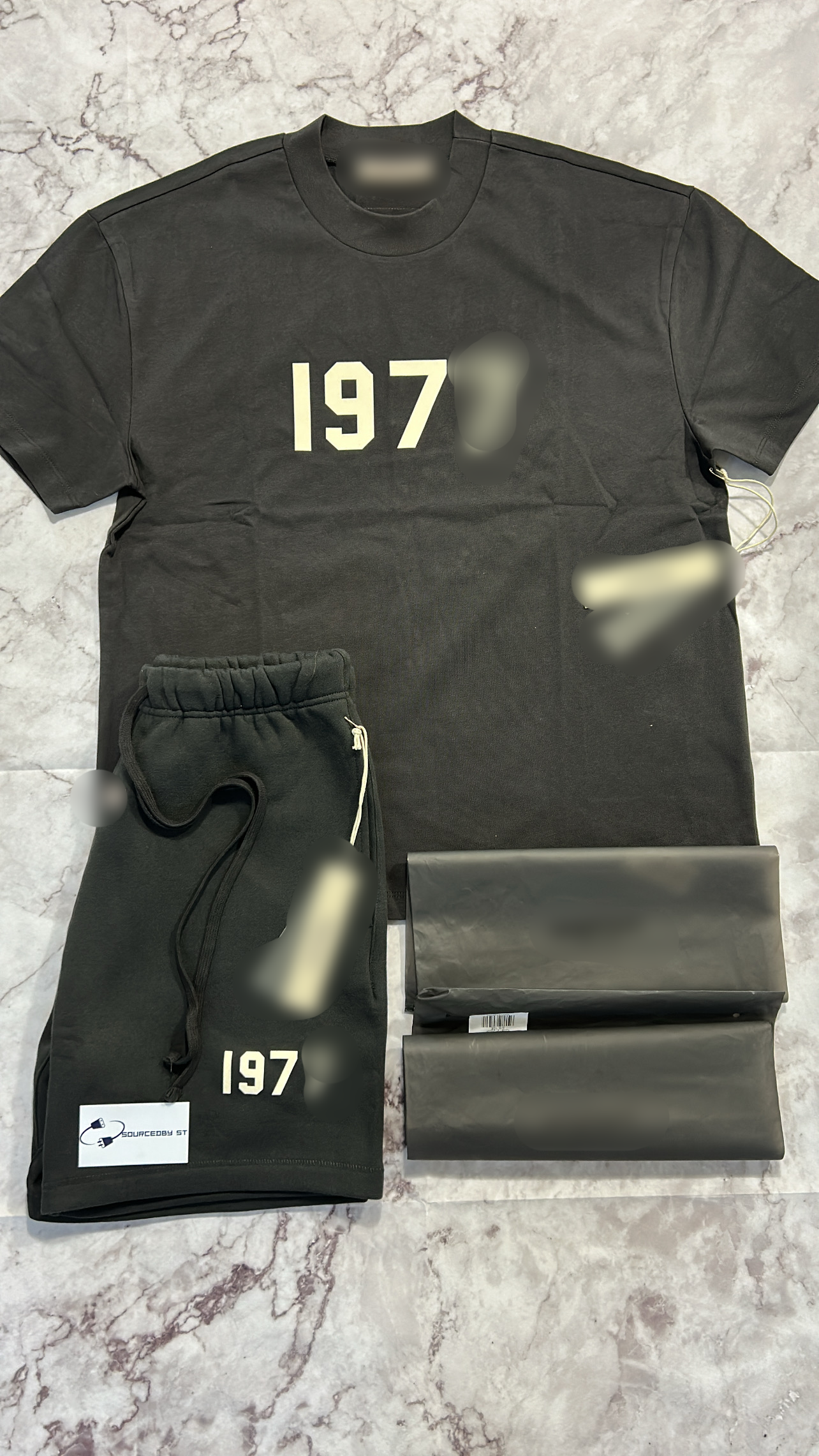 197 Shorts Set Mens