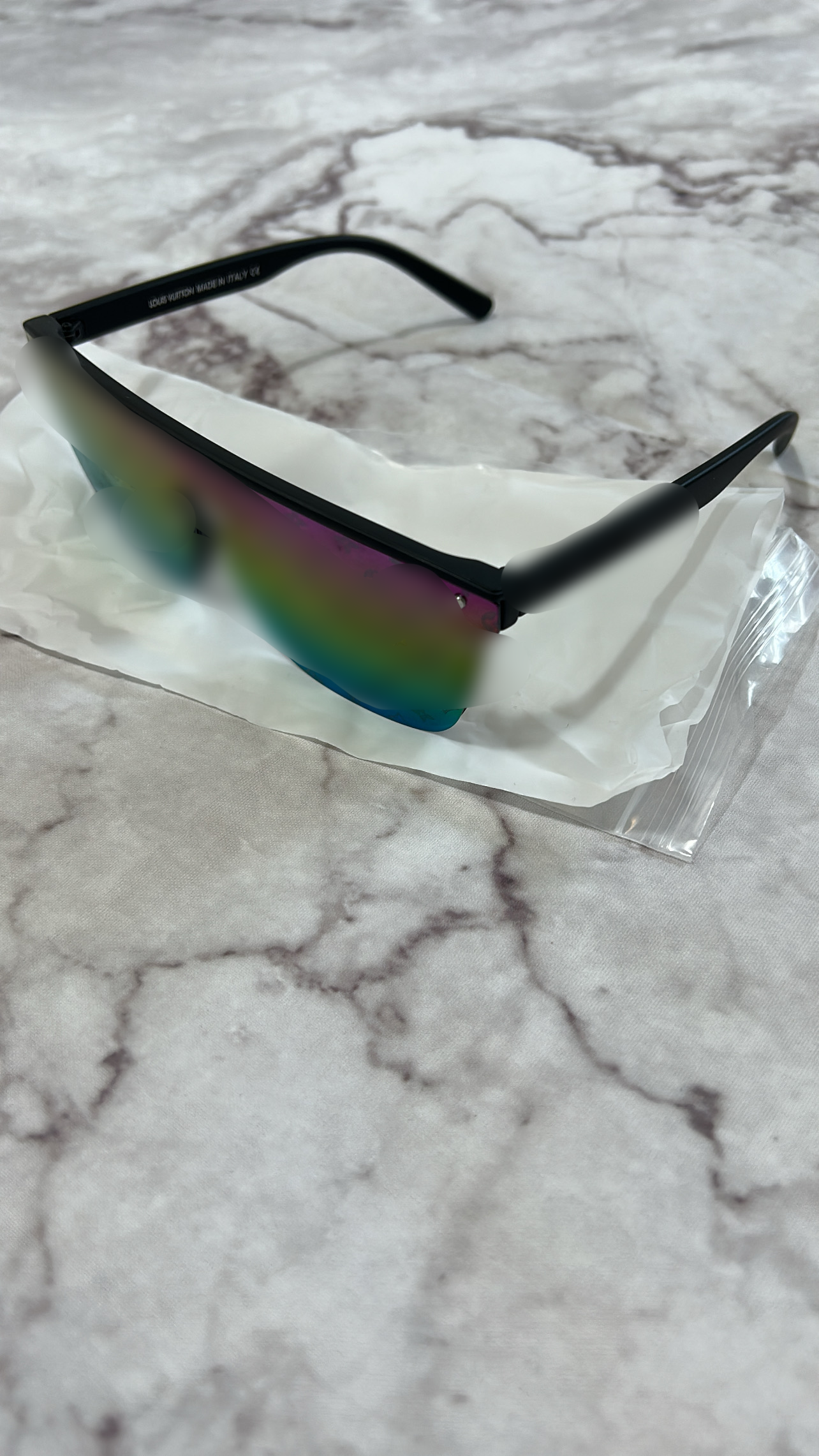 L Shades V